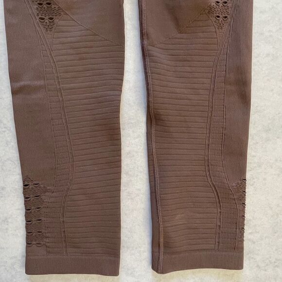 Gymshark Leggings Brown High Rise Womens XS Eyelet Crop Butt Lifting Activewear - Picture 3 of 11